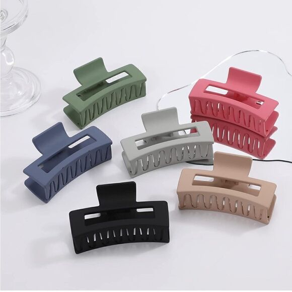 Matte Claw Clips   - Picture 1 of 4